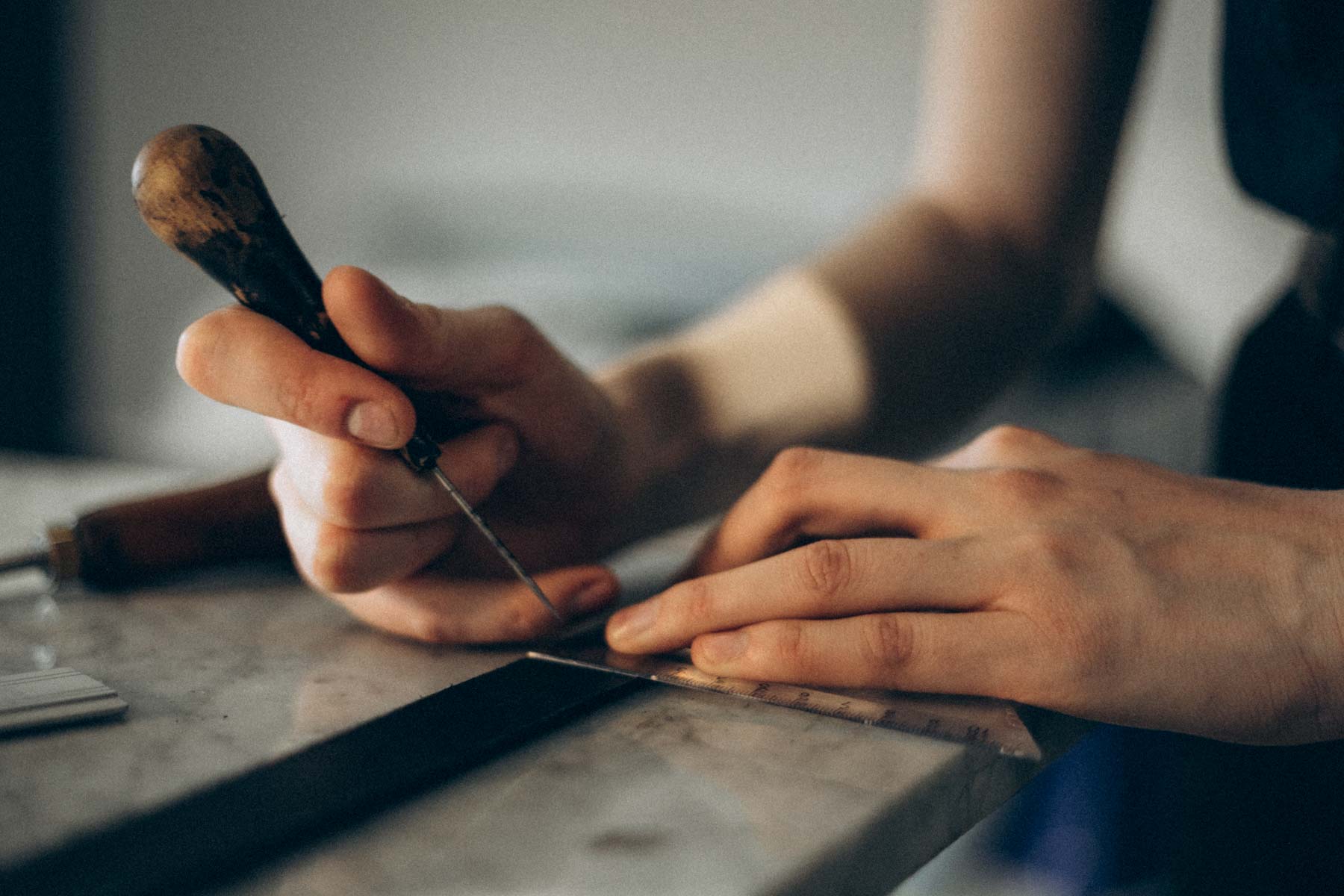 Lisa ANTONI Photographe La main et l'outil