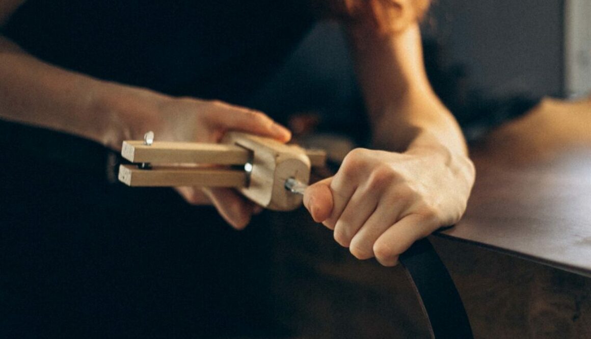 Lisa ANTONI Photographe La main et l'outil